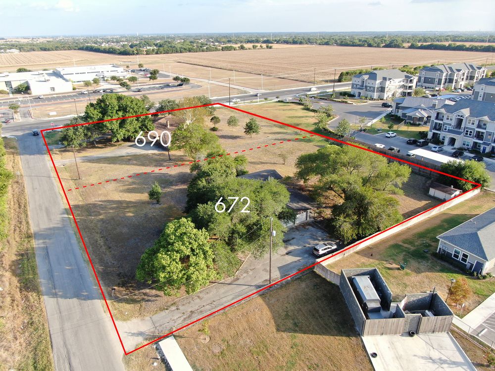 672 & 690 S Kowald Ln, New Braunfels, TX, 78130